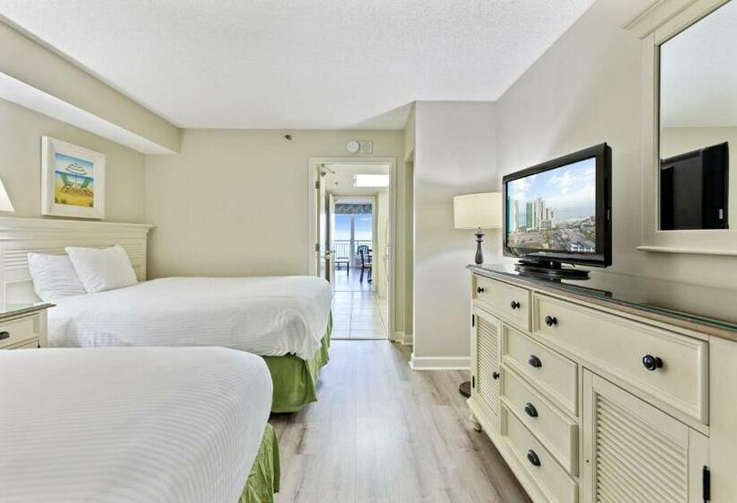 سوییت, Sandy Beach Resort