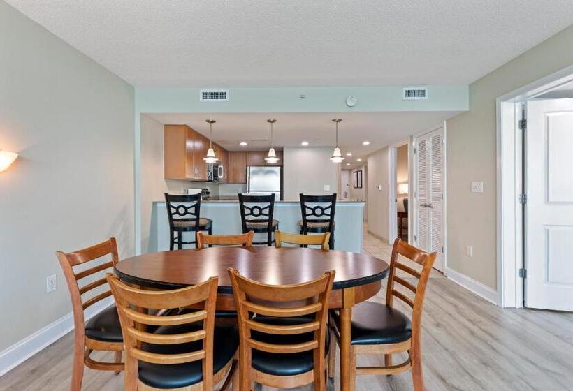 3 Bedroom Suite, Sandy Beach Resort