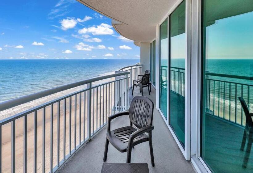 3 Bedroom Suite, Sandy Beach Resort