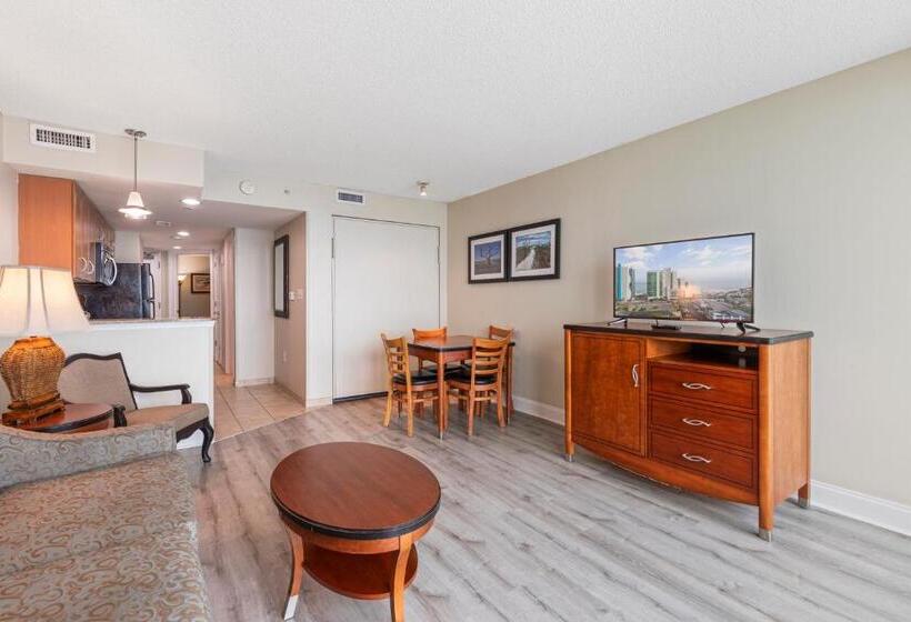 Deluxe Suite King Bed, Sandy Beach Resort