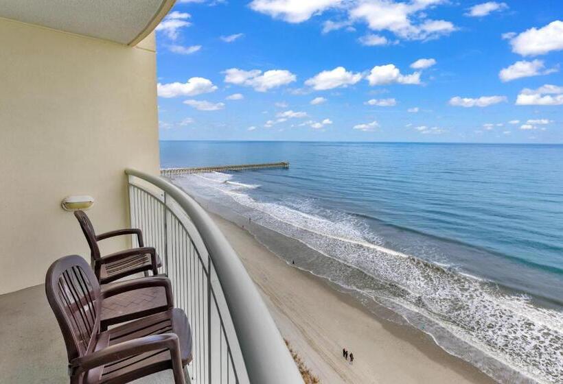 Deluxe Suite King Bed, Sandy Beach Resort