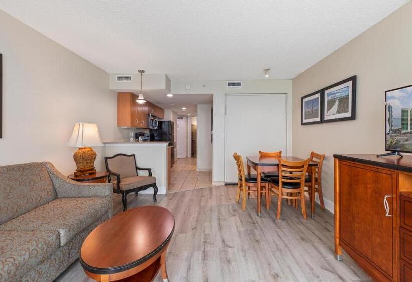 Deluxe Suite King Bed, Sandy Beach Resort