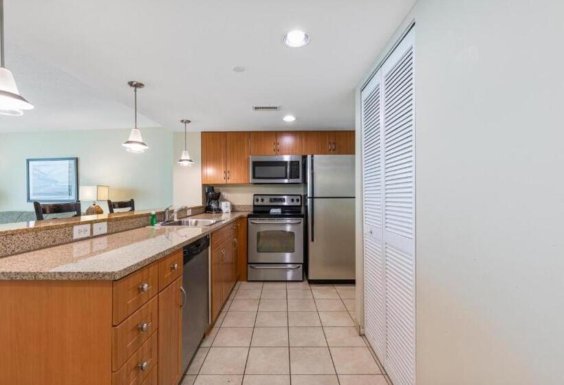 سوئیت 2 خوابه, Sandy Beach Resort