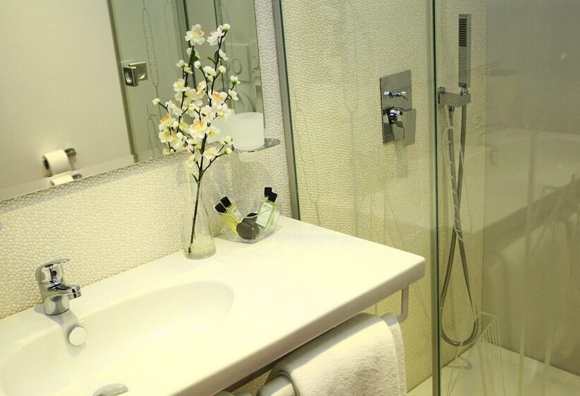 1 Bedroom Deluxe Apartment Sea View, Sky View Luxury Apartments