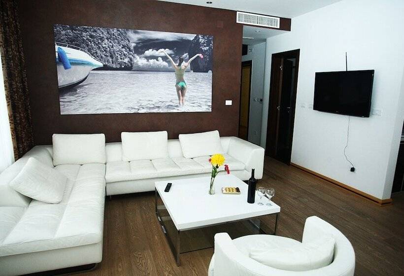 1 Bedroom Deluxe Apartment Sea View, Sky View Luxury Apartments