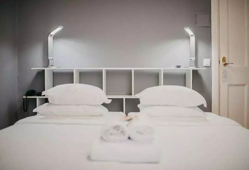 استودیو استاندارد با بالکن, Aspa   São Paulo Studios