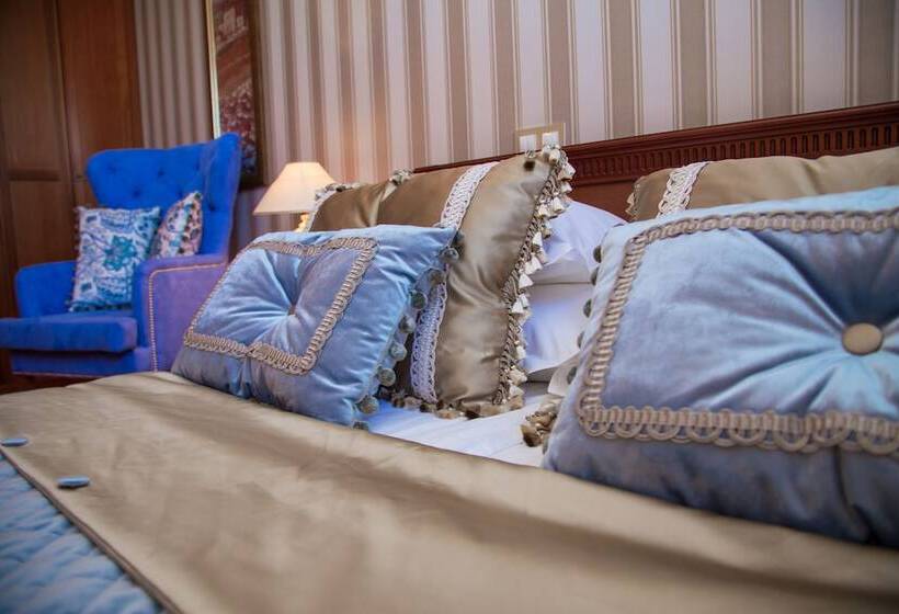 חדר יחיד קלאסי, Author Boutique