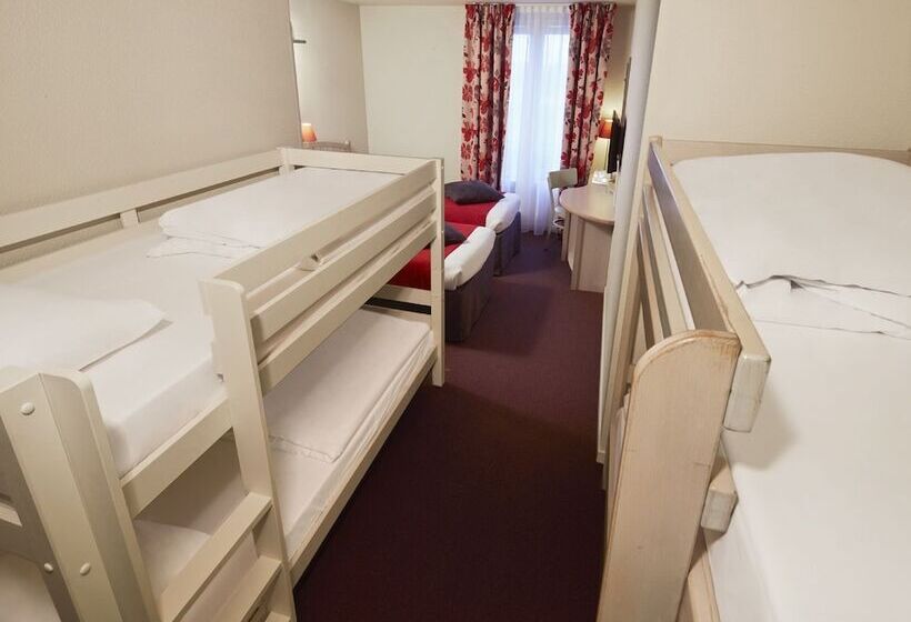 标准间, Campanile Val De France