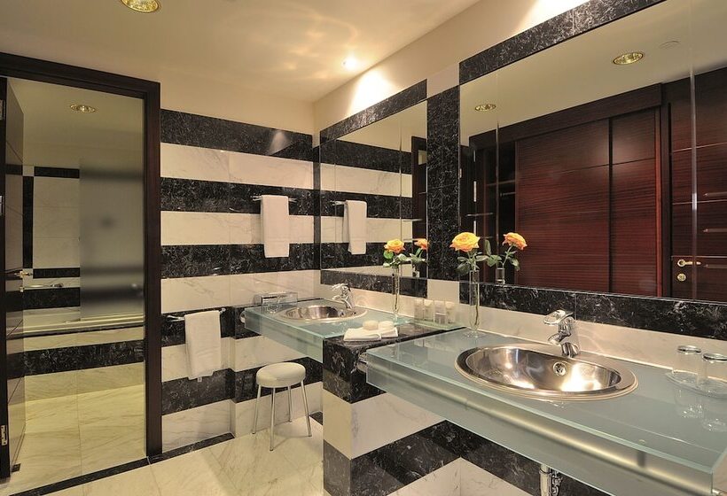 豪华海景房, Club Hotel Casino Loutraki