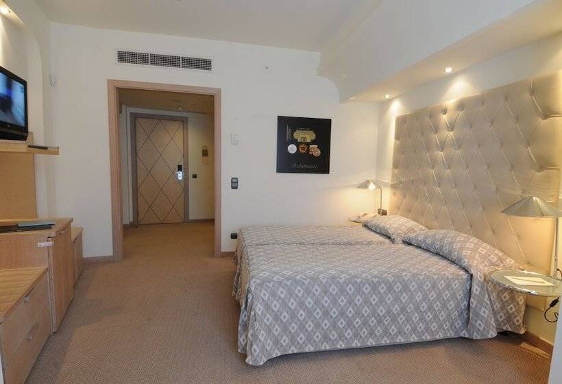 Номер Executive, Club Hotel Casino Loutraki
