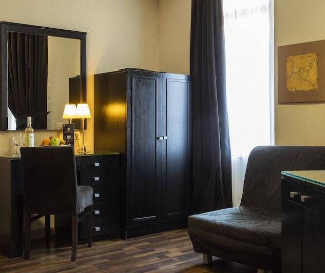 اتاق سوپریور, Egnatia