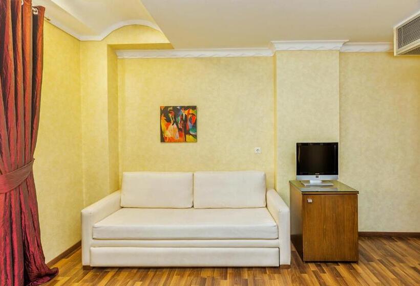 Номер Стандарт Трехместный, Egnatia