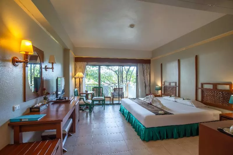 اتاق سوپریور با چشم‌انداز باغ, Karon Princess Hotel Sha Extra Plus