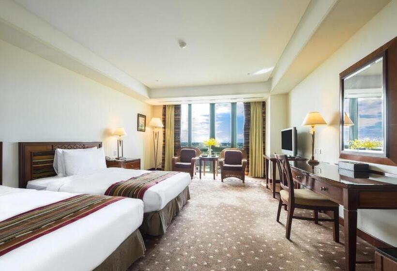 اتاق استاندارد چهار تخته, Formosan Naruwan