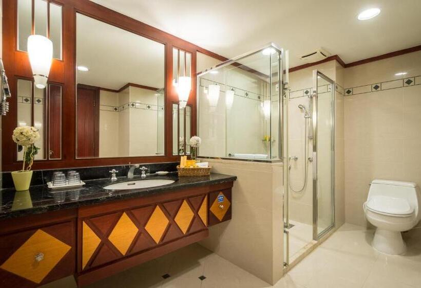 اتاق لوکس خانوادگی, Formosan Naruwan