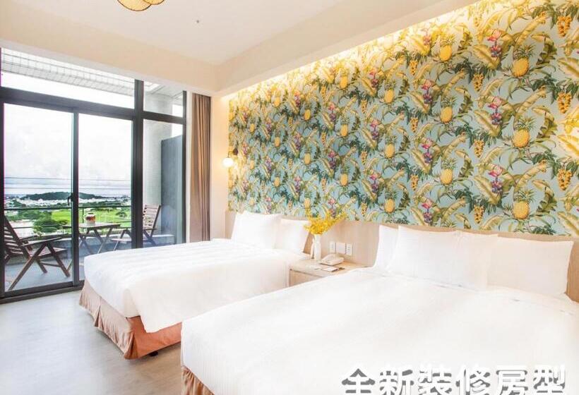 اتاق استاندارد با تراس, Formosan Naruwan