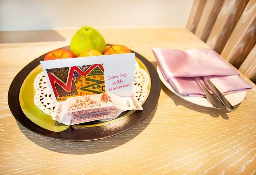 デラックスルーム, Formosan Naruwan