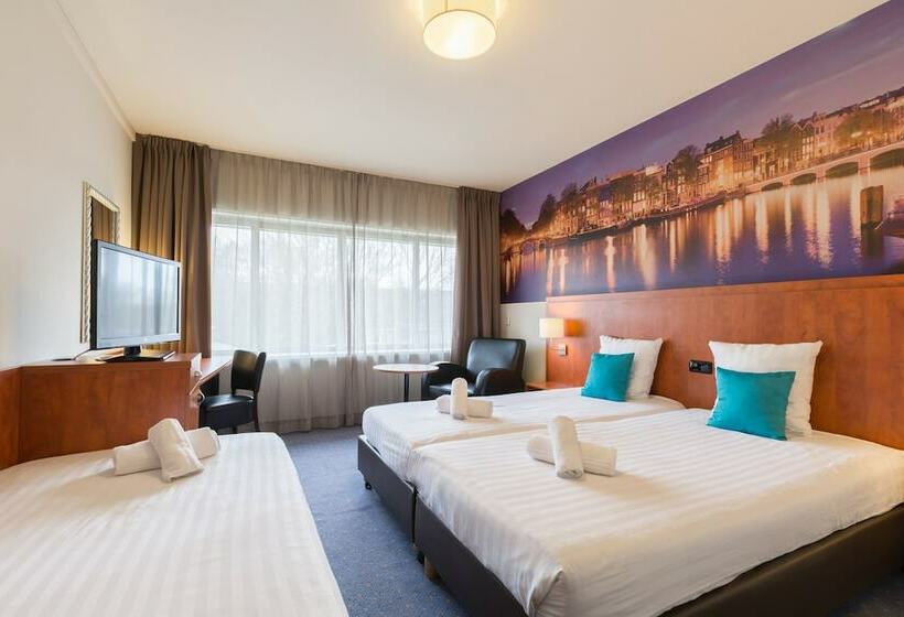 חדר סטנדרט לשלושה, New West Inn Amsterdam