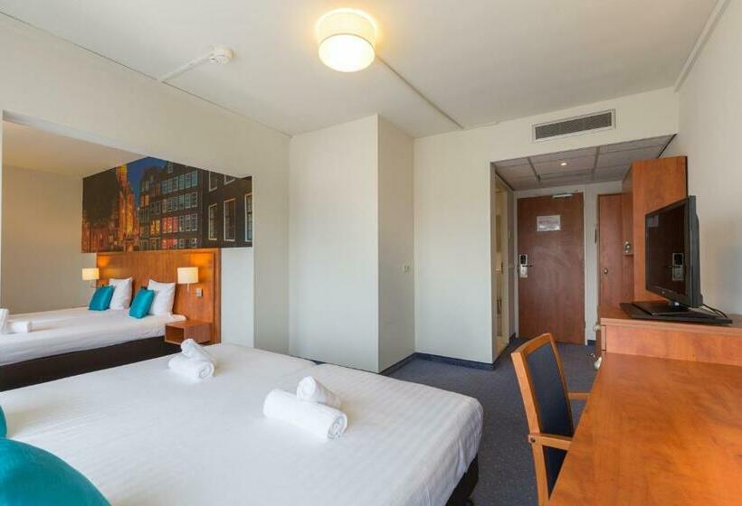 غرفة قياسية رباعية, New West Inn Amsterdam
