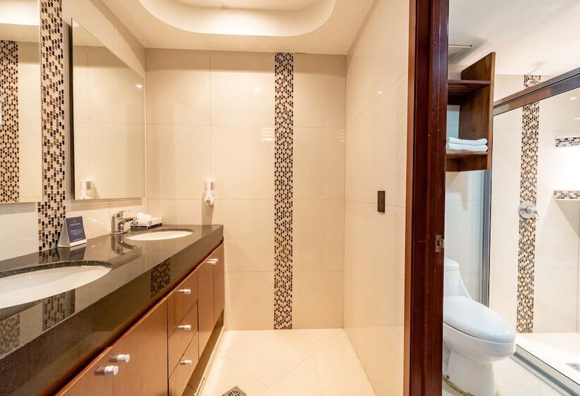 , Ocean Dream Cancun By Guru