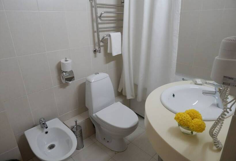 Номер Стандарт, Oktyabrskaya