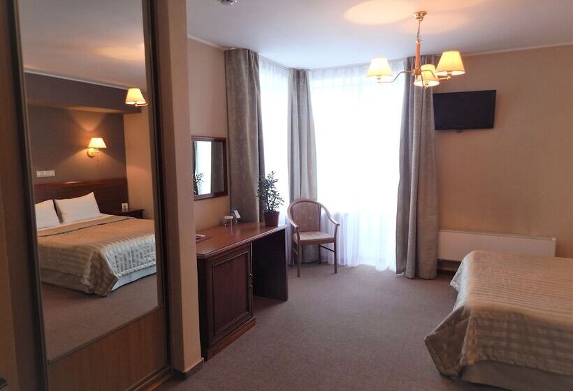 Номер Стандарт, Oktyabrskaya