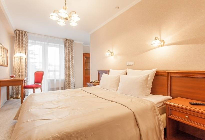 Люкс, Oktyabrskaya