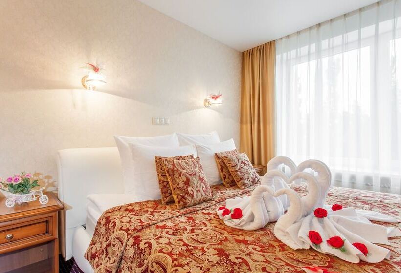 Люкс Премиум, Oktyabrskaya