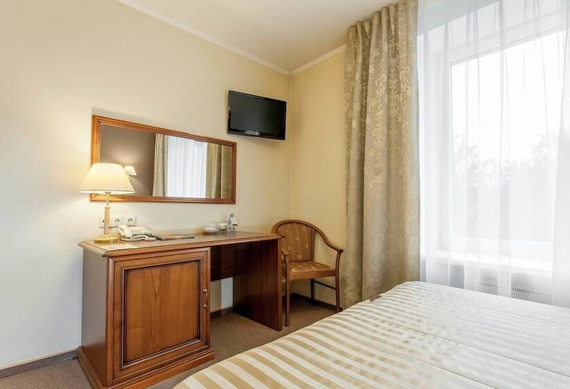 Номер Стандарт, Oktyabrskaya