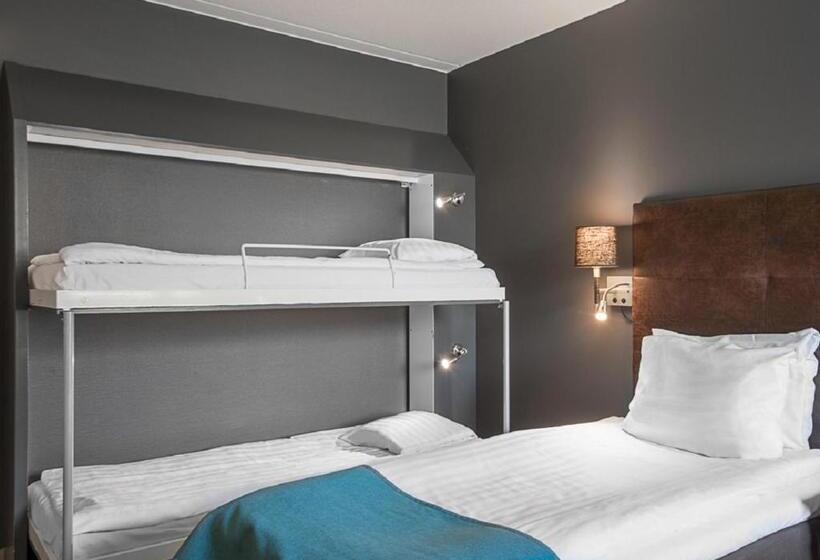 Семейный Номер, Quality Hotel Winn