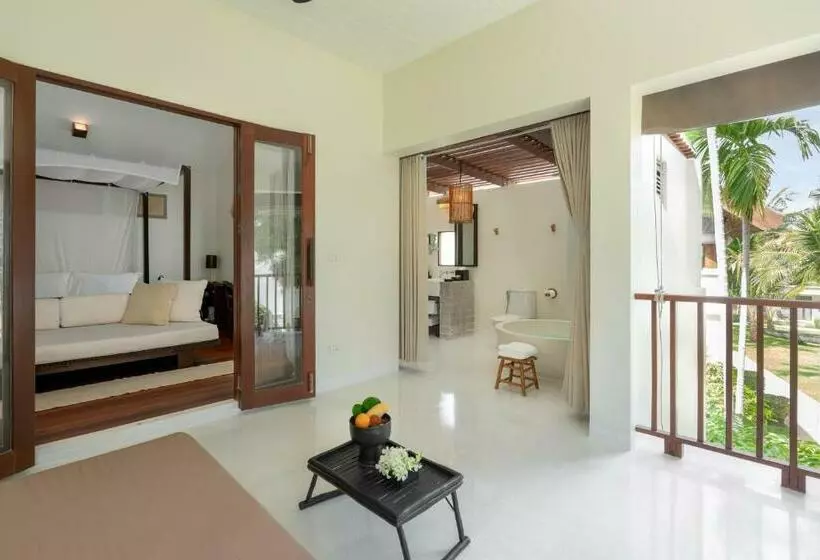 اتاق لوکس با بالکن, Sala Samui Choengmon Beach Resort