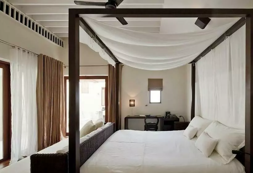 اتاق لوکس با بالکن, Sala Samui Choengmon Beach Resort
