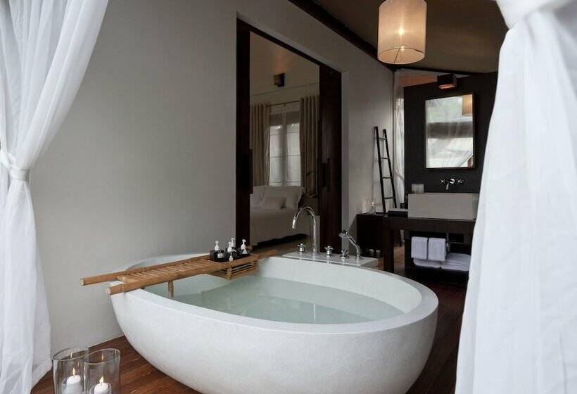 וילה עם חדר שינה אחד ובריכת שחיה, Sala Samui Choengmon Beach Resort