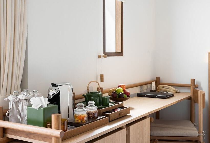 غرفة ديلوكس مزودة بشرفة, Sala Samui Choengmon Beach Resort