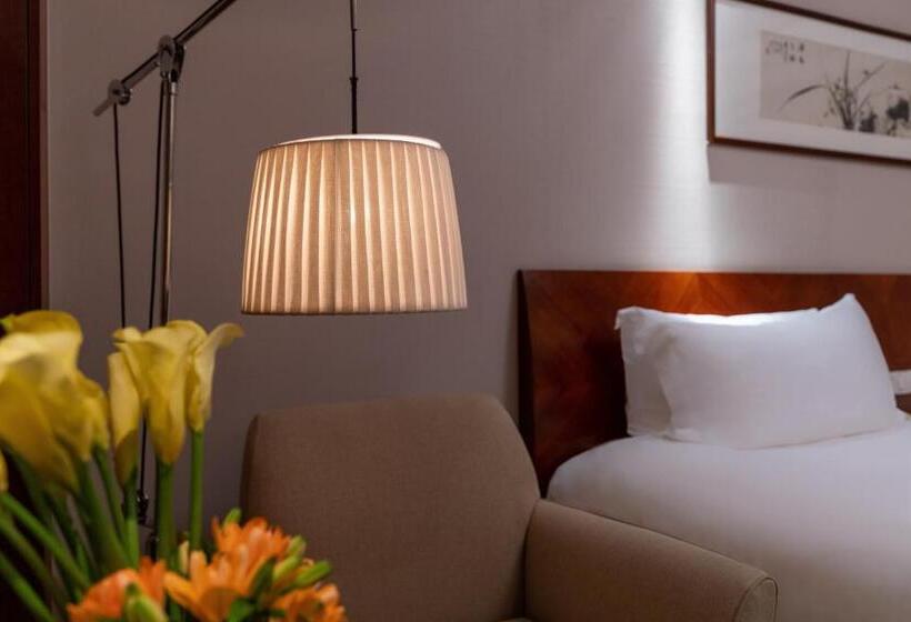 带大床的高级房间, Sofitel Hangzhou Westlake