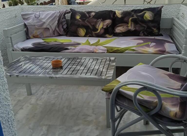 Quarto Familiar, The Best