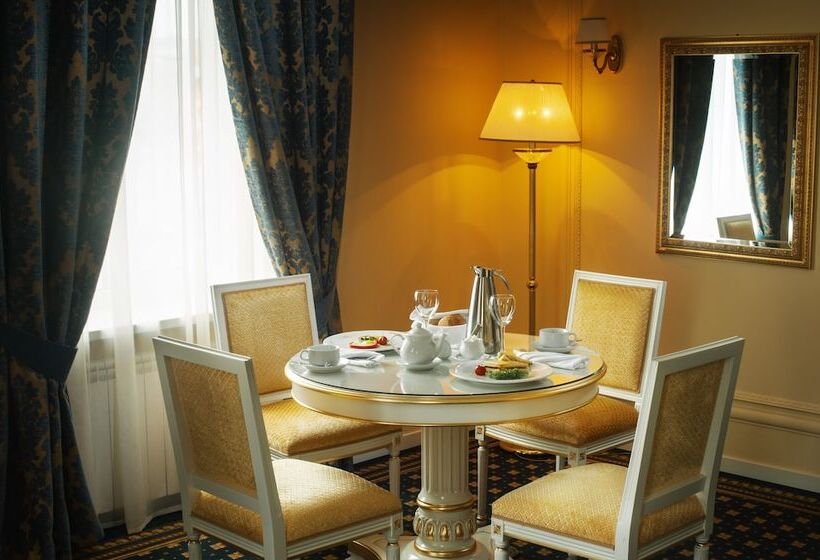 سوییت لوکس, Volgograd