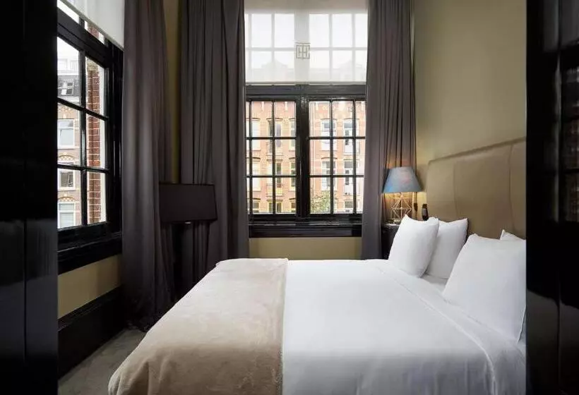 キングサイズベッドのジュニアスイート, The College Hotel Amsterdam, Autograph Collection
