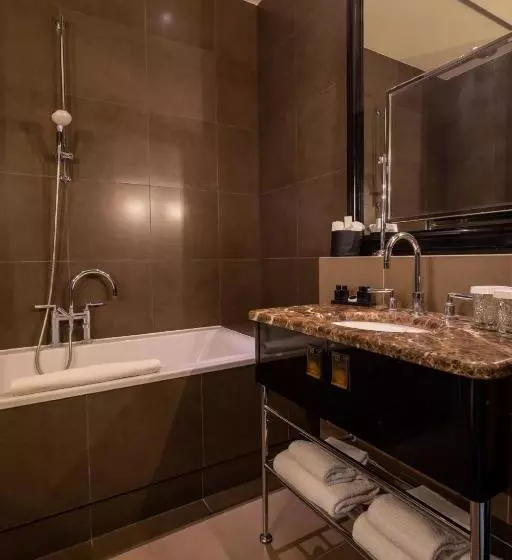 シティビューのデラックスルーム, The College Hotel Amsterdam, Autograph Collection