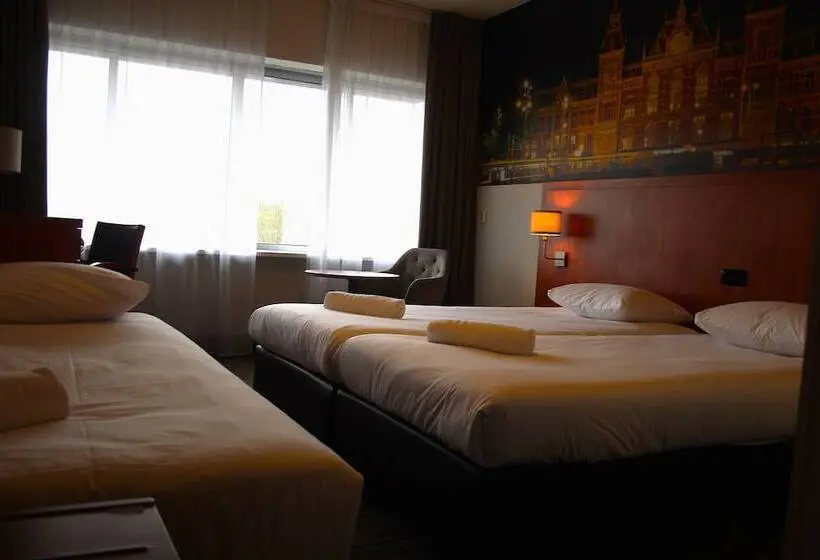 スタンダードトリプルルーム, Westlake Hotels Amsterdam