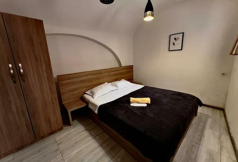 اتاق خانوادگی, Harmony