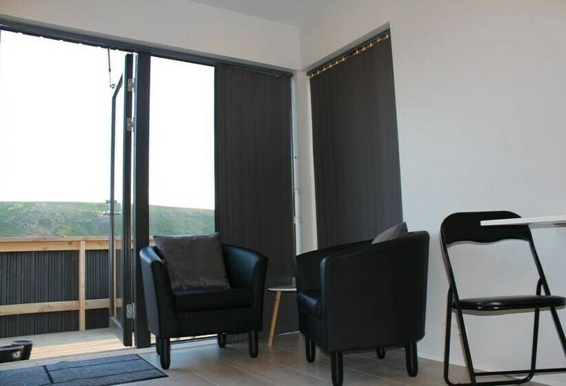 کابین, Laxardalur Cabin