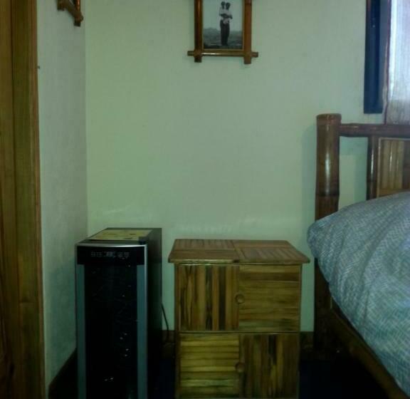 اتاق استاندارد با چشمانداز باغ, La Cueva Del Che