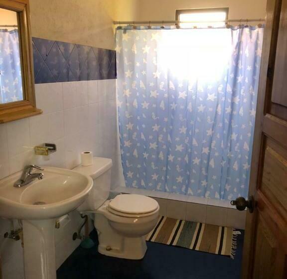 اتاق استاندارد با چشمانداز باغ, La Cueva Del Che