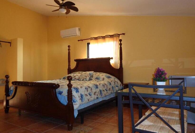 سوئیت با تخت بزرگ, La Cueva Del Che