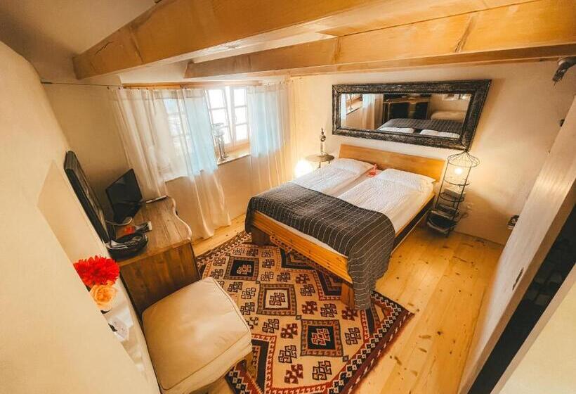 Standardrum, Case Di Sotto, House & Breakfast