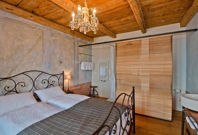 Basic Rum, Case Di Sotto, House & Breakfast