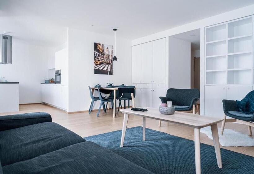 Apartament 2 Sypialnie z Tarasem, Smart & Green Living By Ambiente