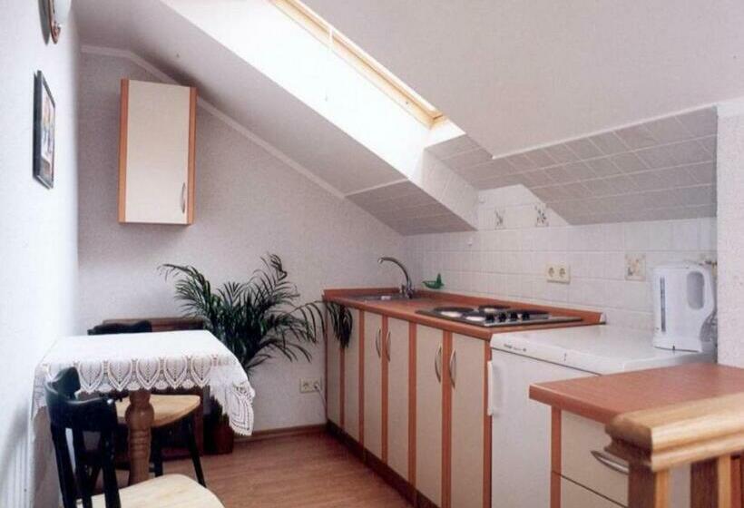 Standard Stúdió Szoba, Khreschatyk Suites