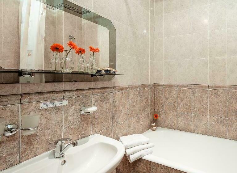 1 Szobás Apartman, Khreschatyk Suites